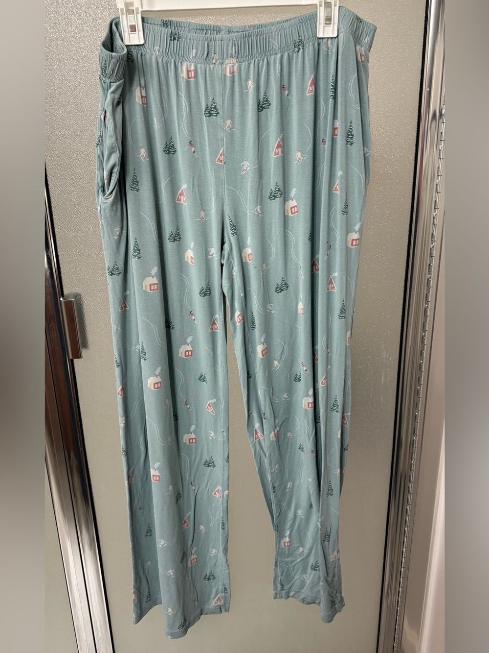 Kyte baby 3XL Alpine Village women’s PJ Bottoms